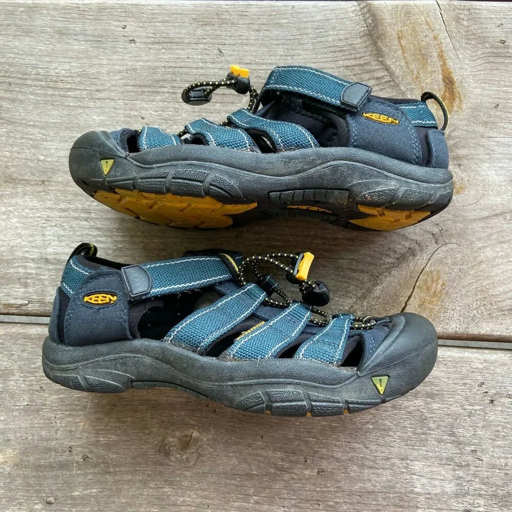 Keen Kids Newport H2‎ Sandals Size 3 Navy Blue Water Hiking Outdoor